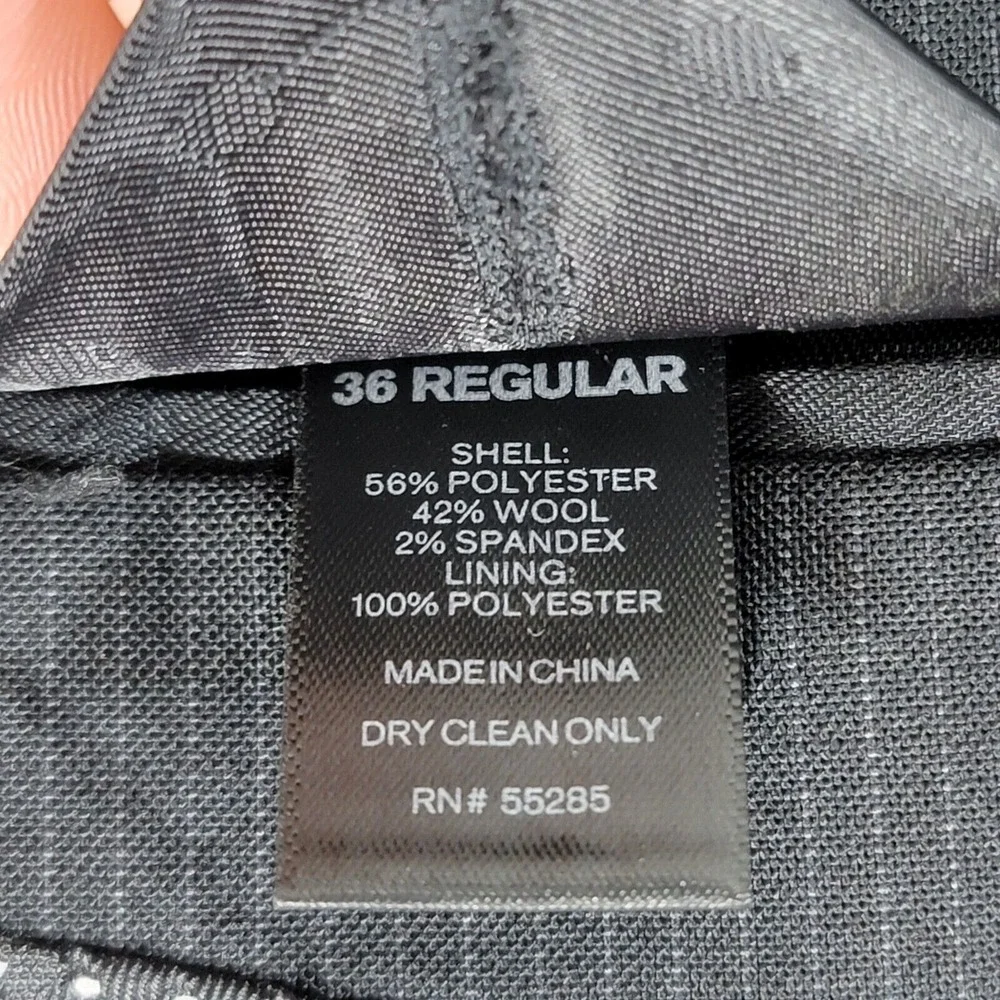 Express Photographer Men's Sport Coat Two Button CH Black Striped 36R Fitted‎